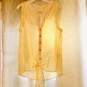 Sleeveless striped top with front tie.